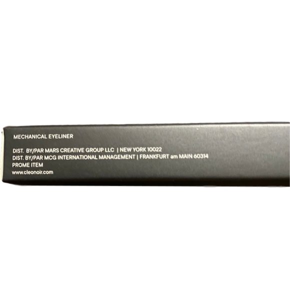 Cleo Noir Twist Up Eyeliner in Purple NEW - Picture 4 of 6